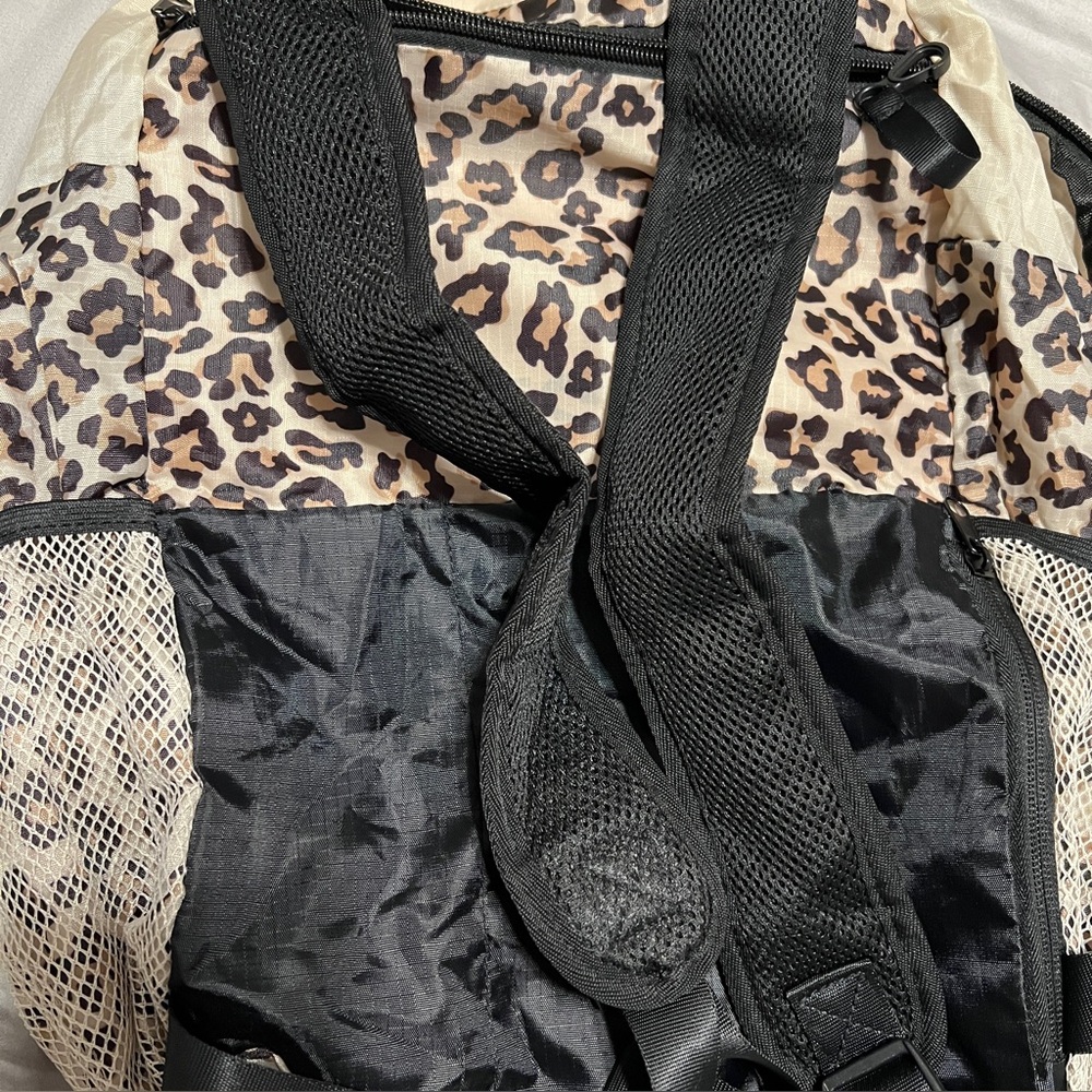 APL Women's Cream Packable Backpack - Picture 7 of 7